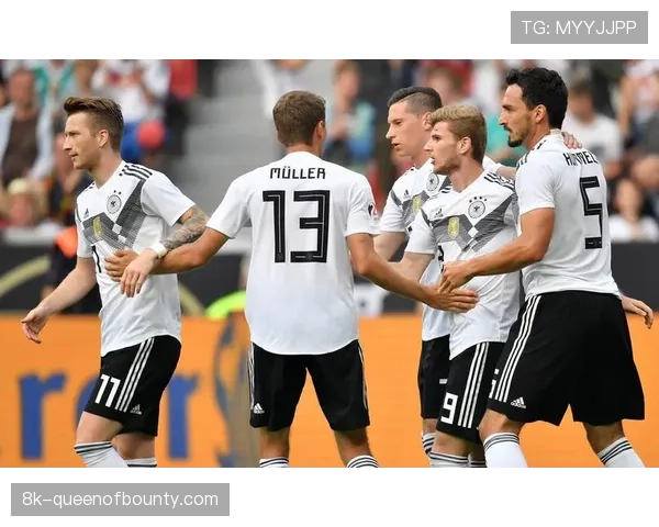 比赛速递:勒沃库森对阵莱比锡,维尔茨第30分钟首开纪录 比赛速递:勒沃库森对阵莱比锡,维尔茨第30分钟首开纪录